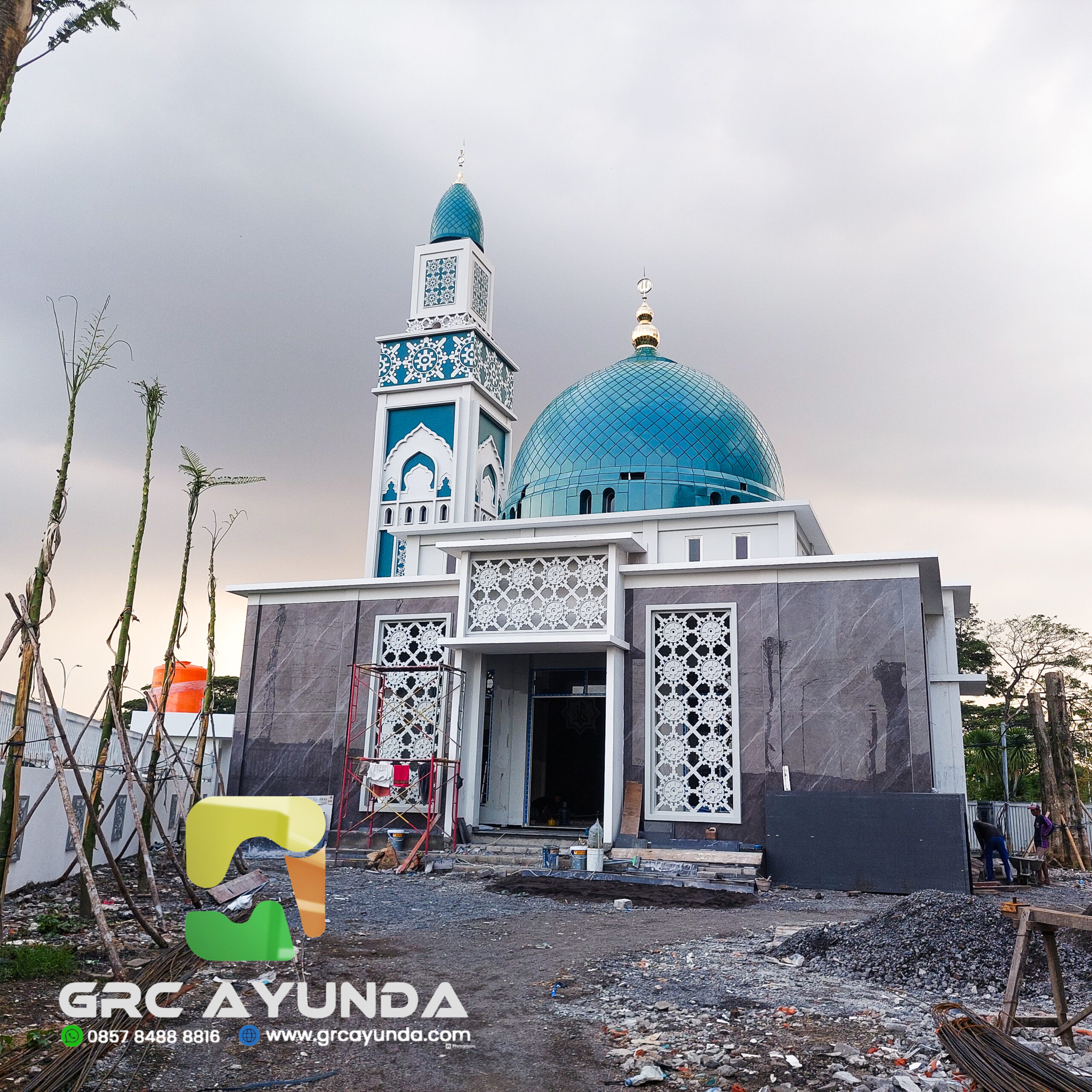Motif Krawangan Islami